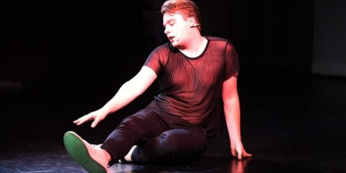 Toronto-based comic Tom Hearn brings his solo sketch comedy show Gay Garbage to the 2021 Halifax Fringe Festival.