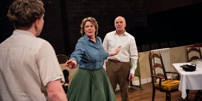 Lou Campbell, Shelley Thompson and Hugh Thompson in the Matchstick Theatre production of Leaving Home. Photo by Stoo Metz.